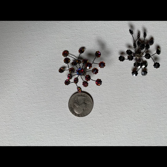 Bold Sparkly earrings - Picture 11 of 15